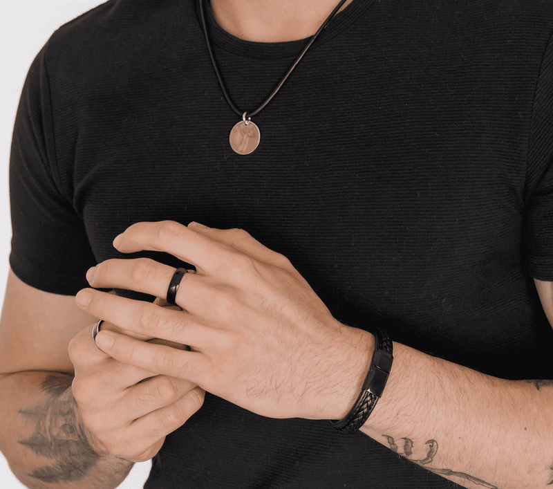 ENGRAVED MEN’S BLACK LEATHER BRACELET