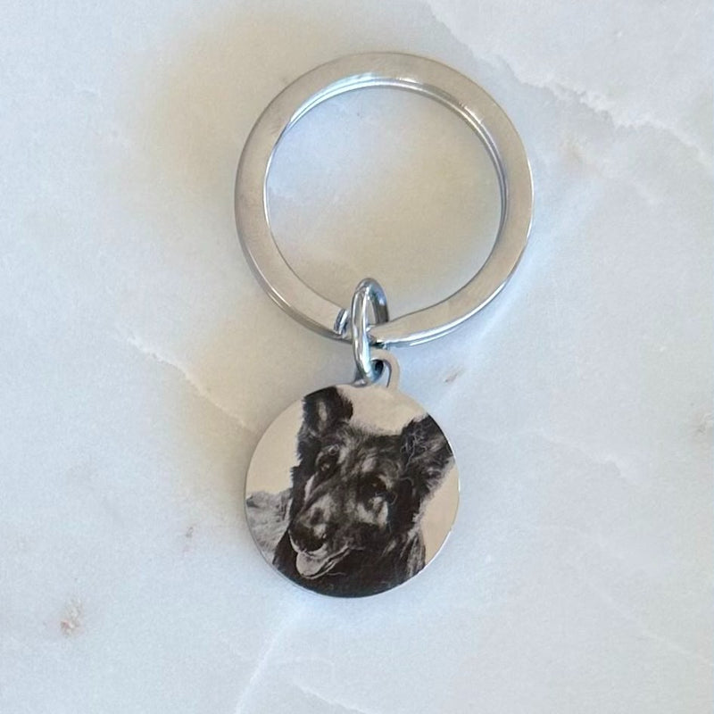 round keyring engraved with photo of dog