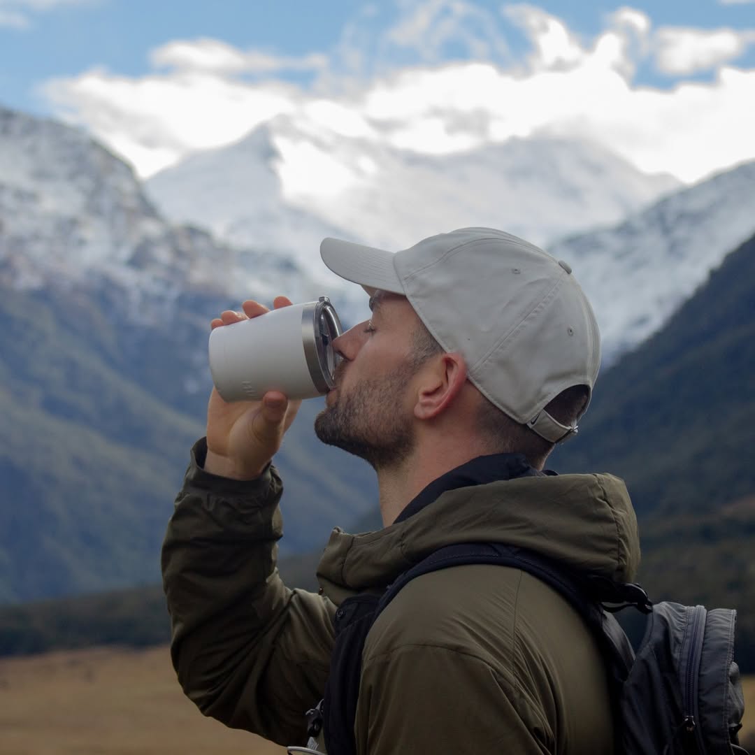 huski short tumbler perfect for walking and hiking