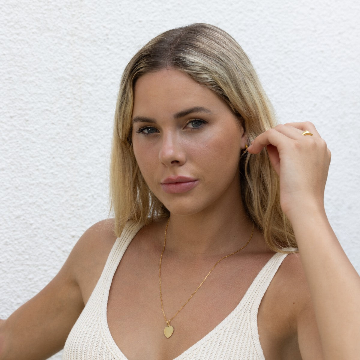 solid gold heart pendant can be engraved
