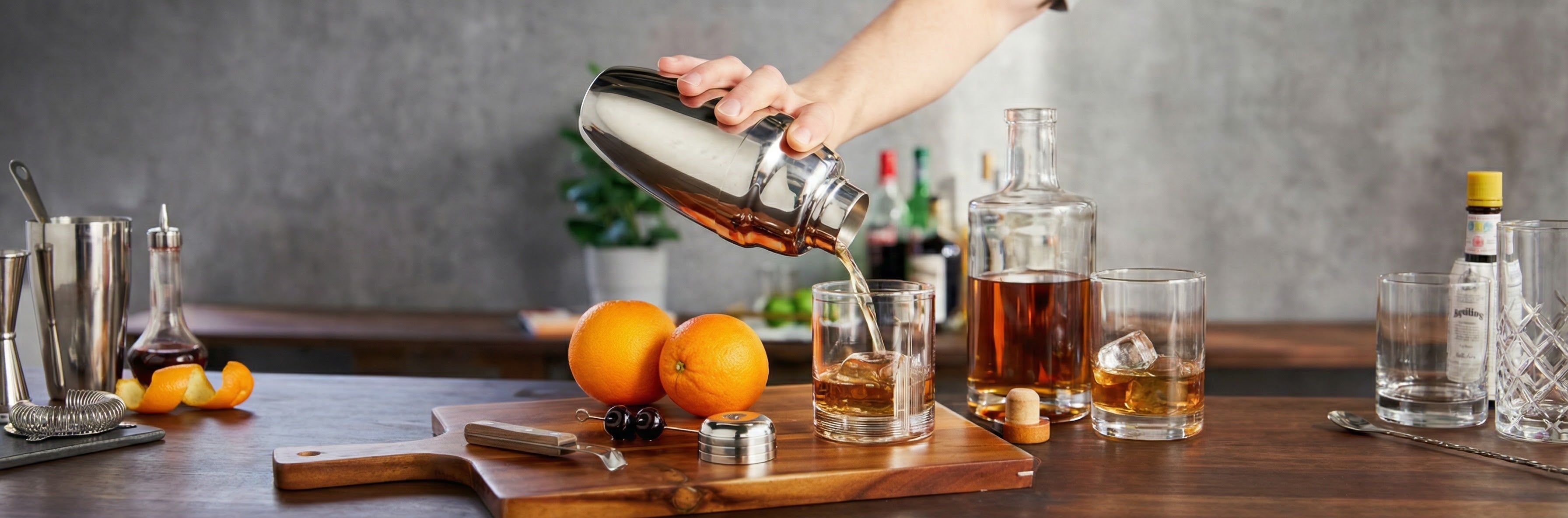 engraved cocktail shaker, engraved hipflasks, personalized barware