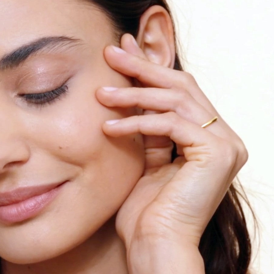 2mm narrow band ring gold staineless steel ring size 6 on ring finger