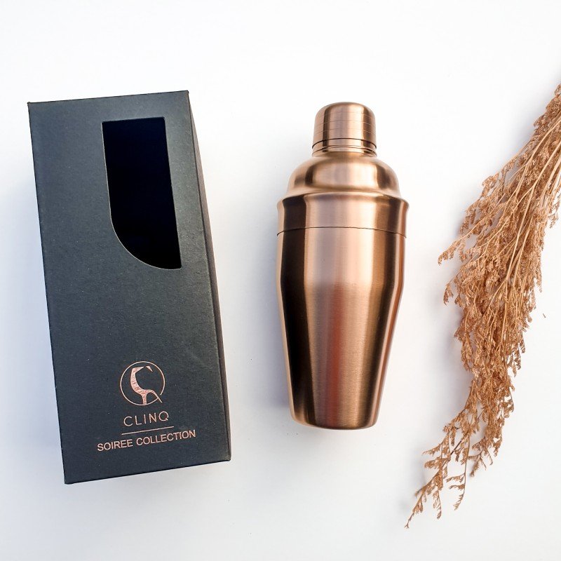 personalise this Bronze cocktail shaker with CLINQ packaging on a white background