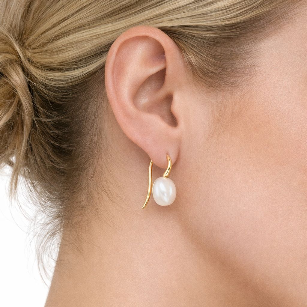 luna freswater pearl drop earrings 
