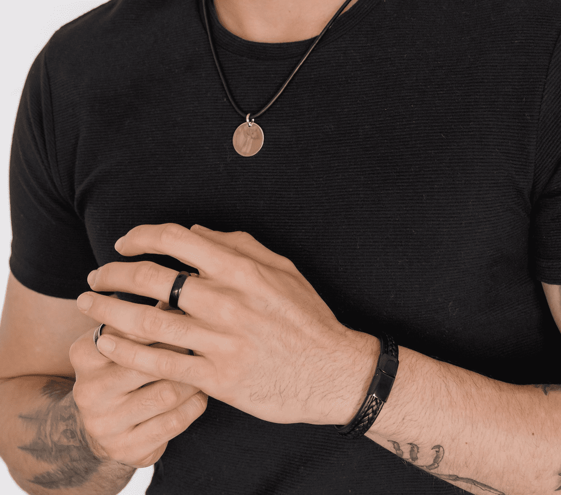 ENGRAVED MEN’S BLACK LEATHER BRACELET