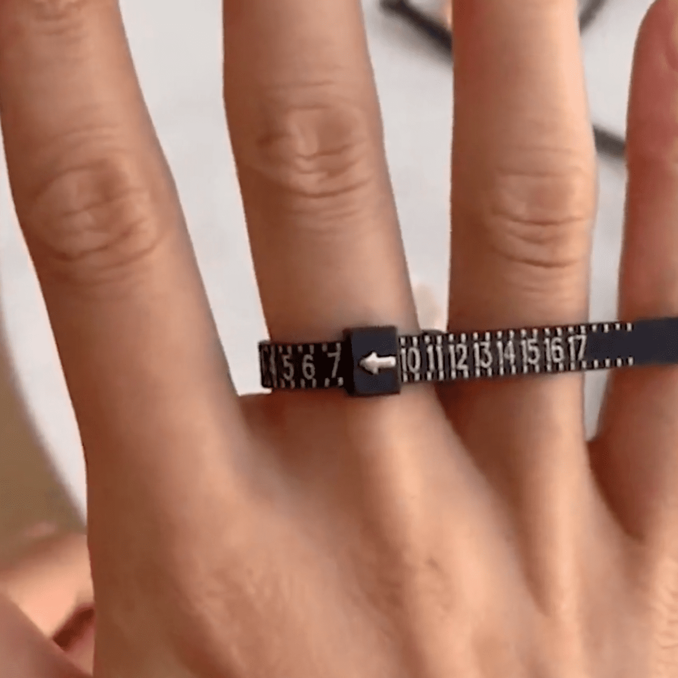 adjustable ring sizer