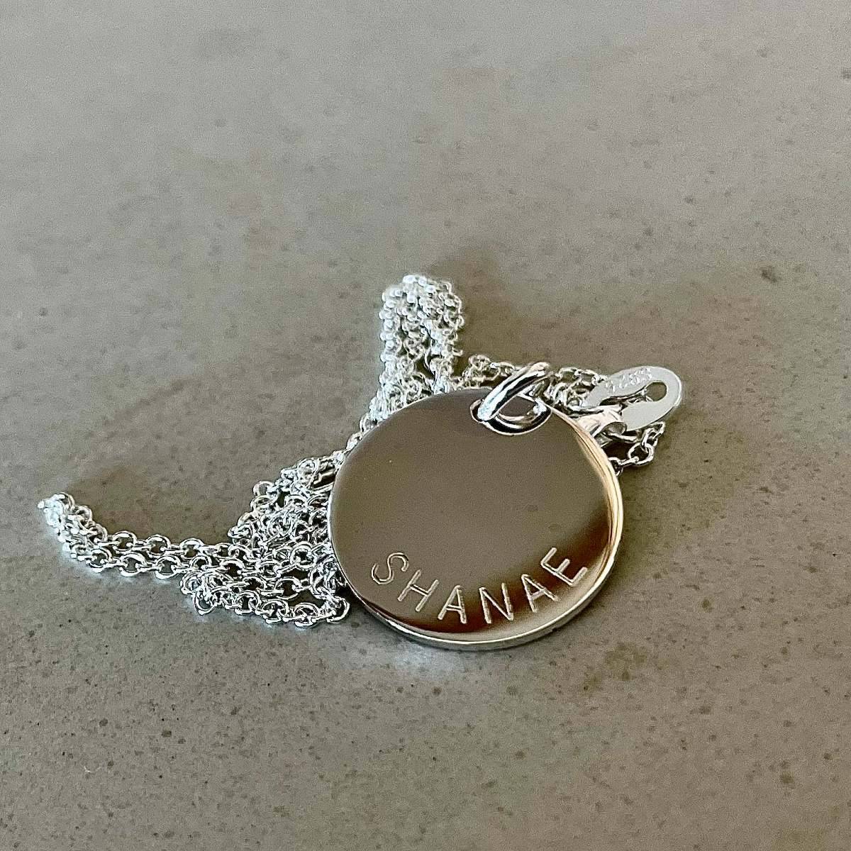 curved name necklace