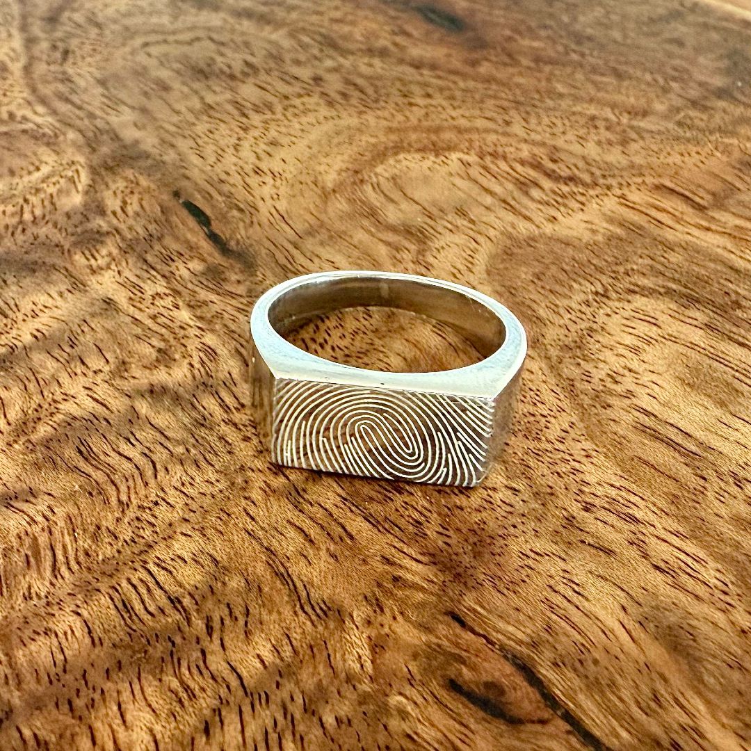 fingerprint engraved on mens signet ring