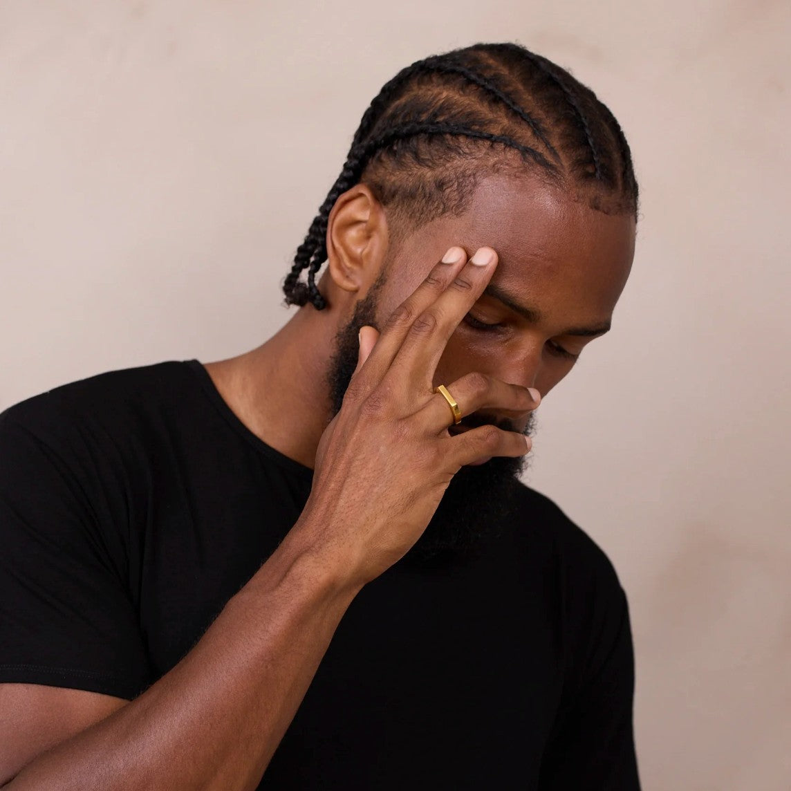 narrow gold signet ring for men customise the face but adding text 