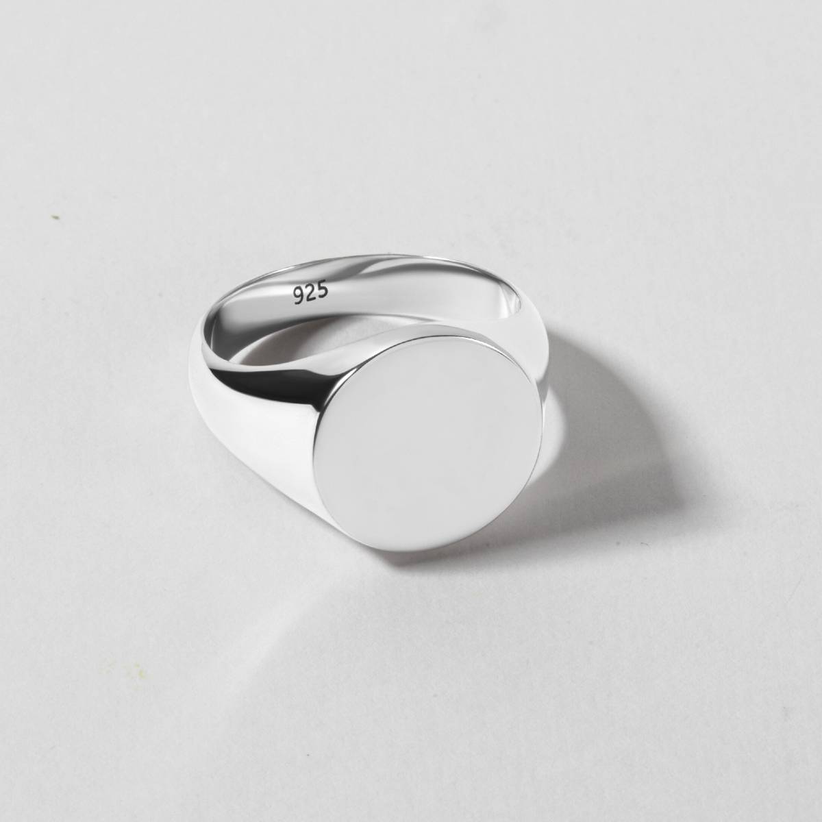 15mm round signet ring