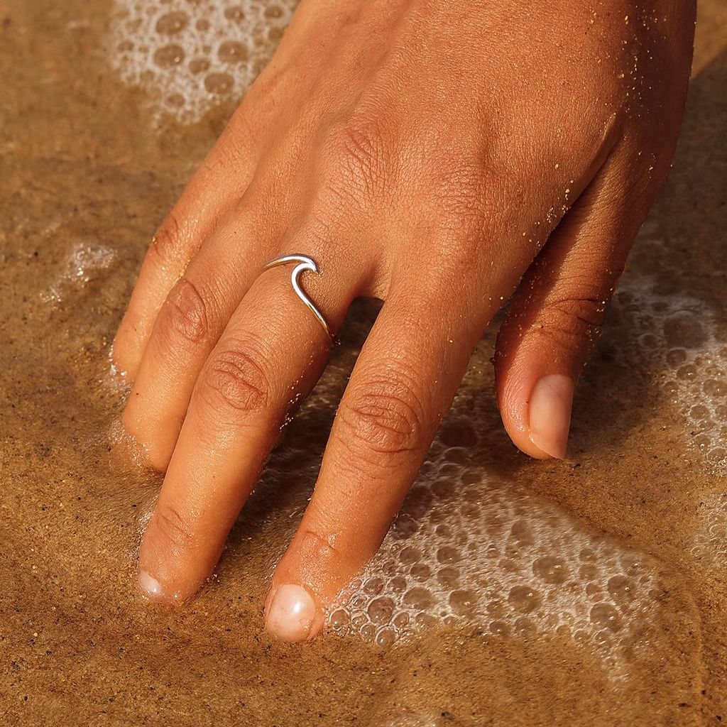 beach girls wear wave rings