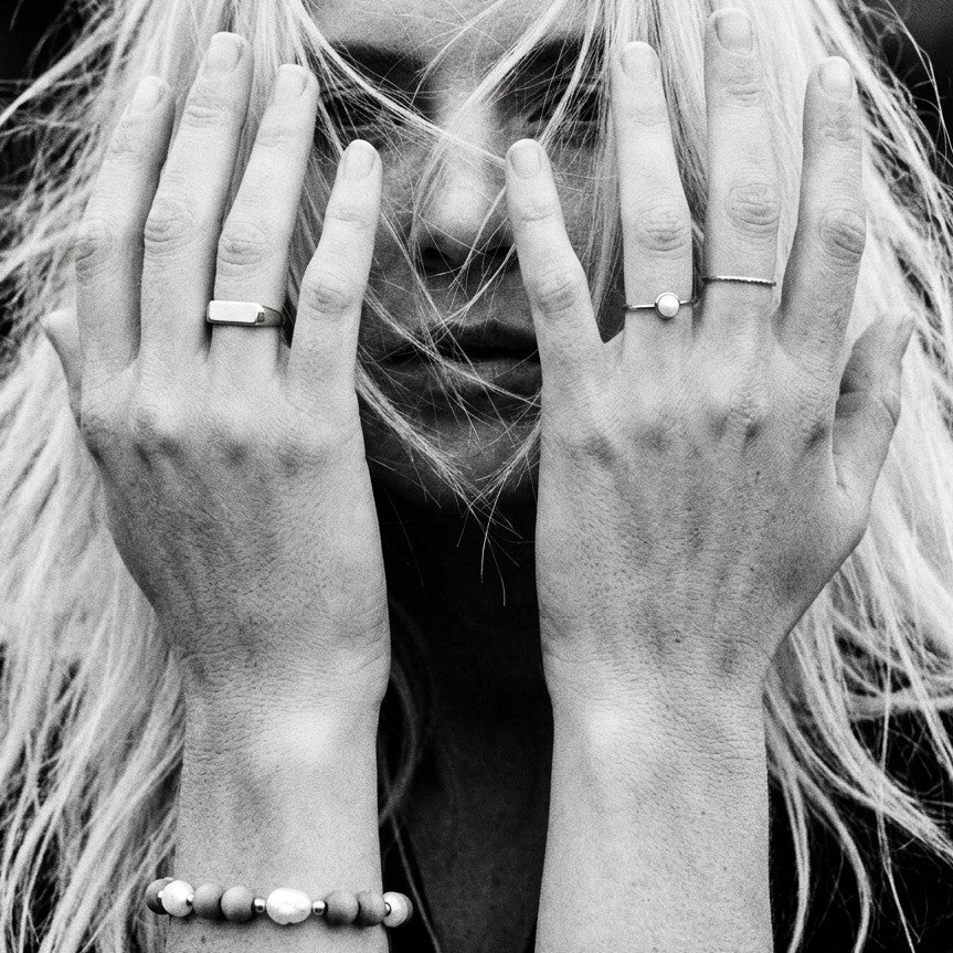 Slim Signet ring. Pearl and comfort ring.