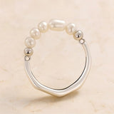 Stretch Pearl Ring