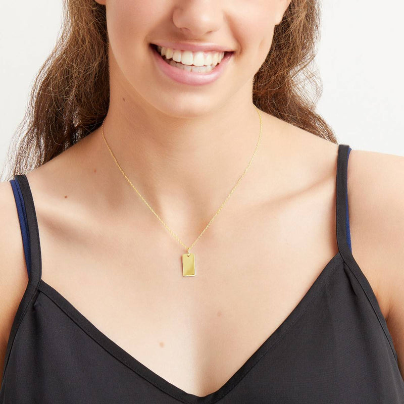 yellow gold bar necklace engrave