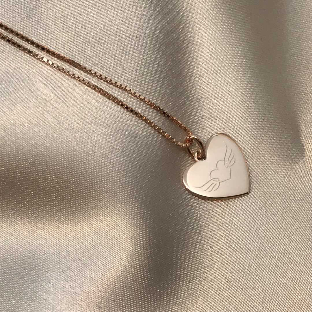 rose gold heart pendant