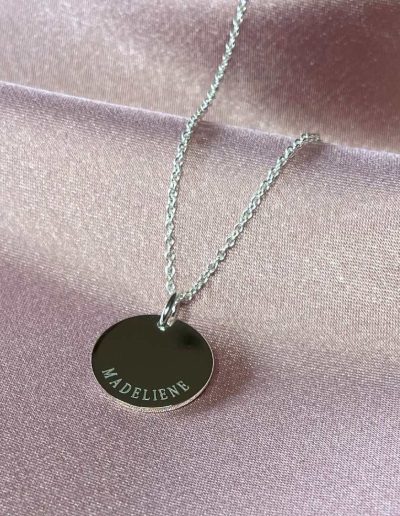 curved writing engraving, personalised name necklace, name engraving, personalised disc pendant