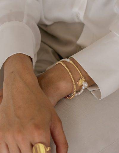 yellow gold stretch bracelet