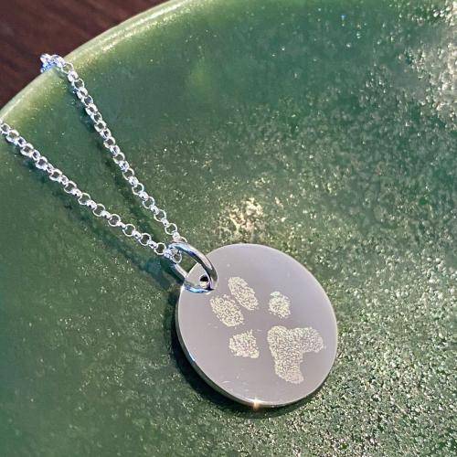 pet paw print engraved on disc necklace