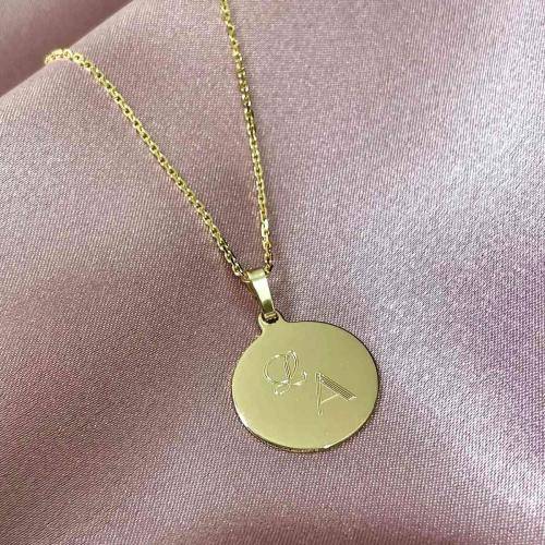 solid-gold-disc-necklace-engraved-with-initials